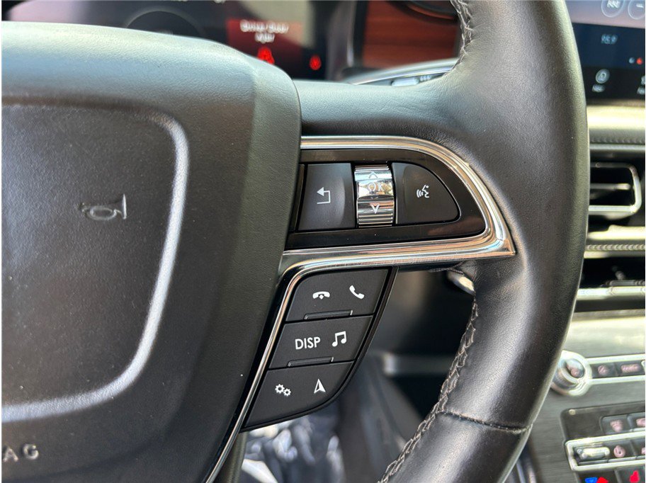 Used 2021 Lincoln Nautilus Reserve image 28