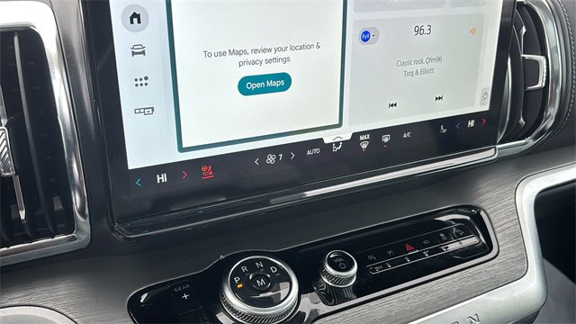 Used 2025 Ford Expedition Platinum image 20