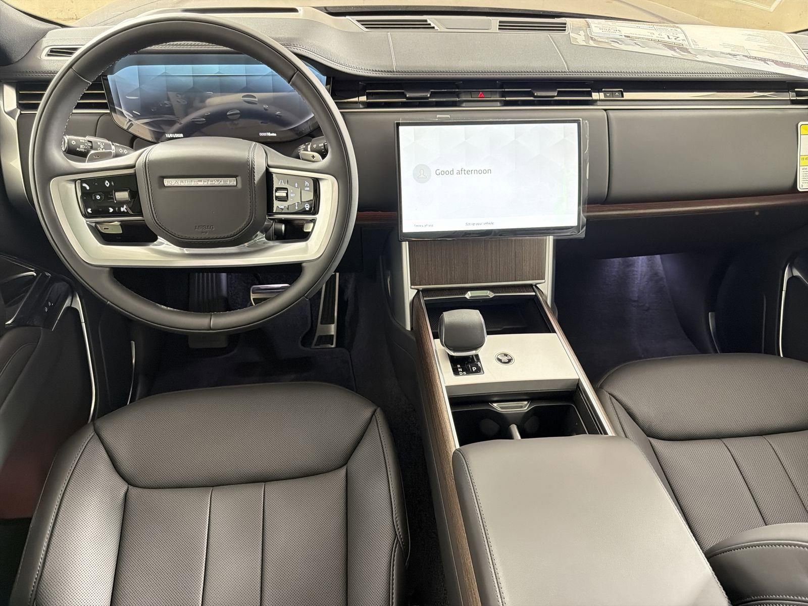 New 2026 Land Rover Range Rover Long Wheelbase SE image 10