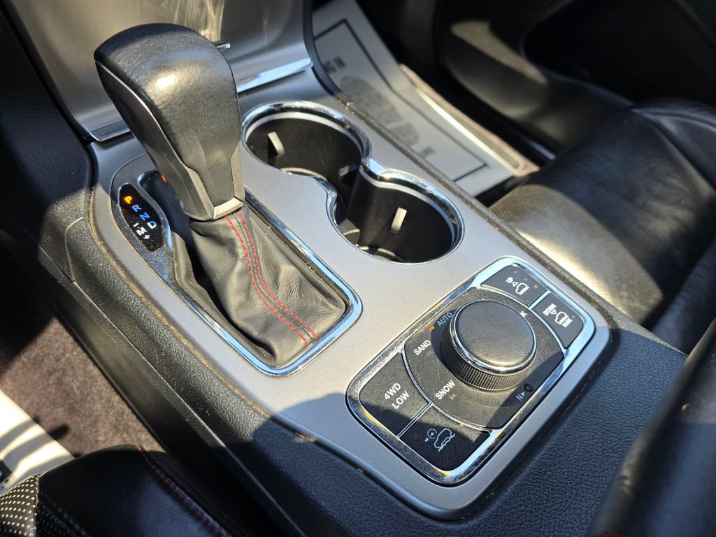 Used 2018 Jeep Grand Cherokee Trailhawk AWD/4WD image 24