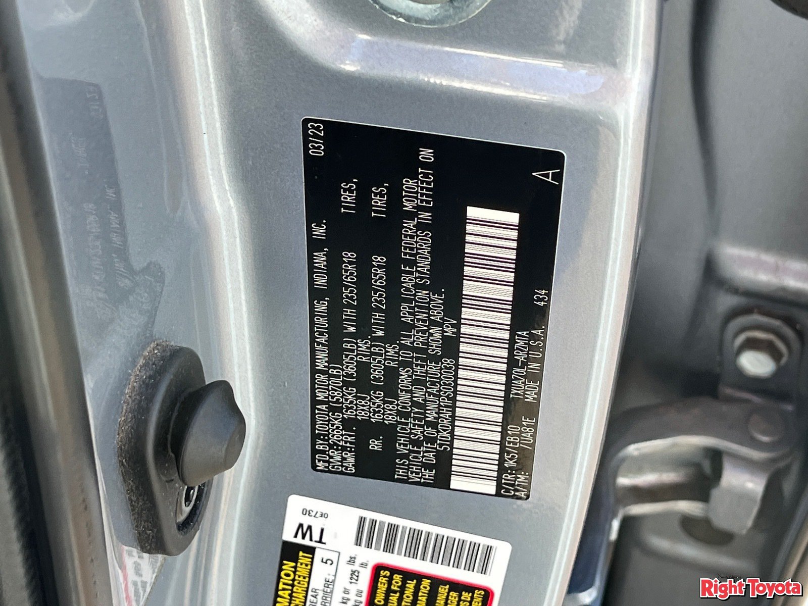 Used 2023 Toyota Highlander XLE FWD image 35