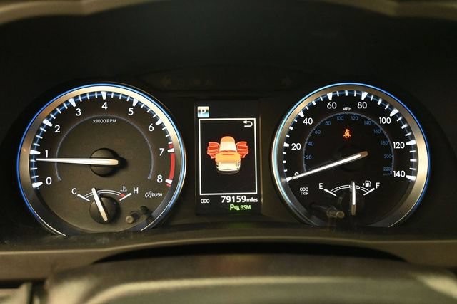 Used 2019 Toyota Highlander Limited FWD image 12