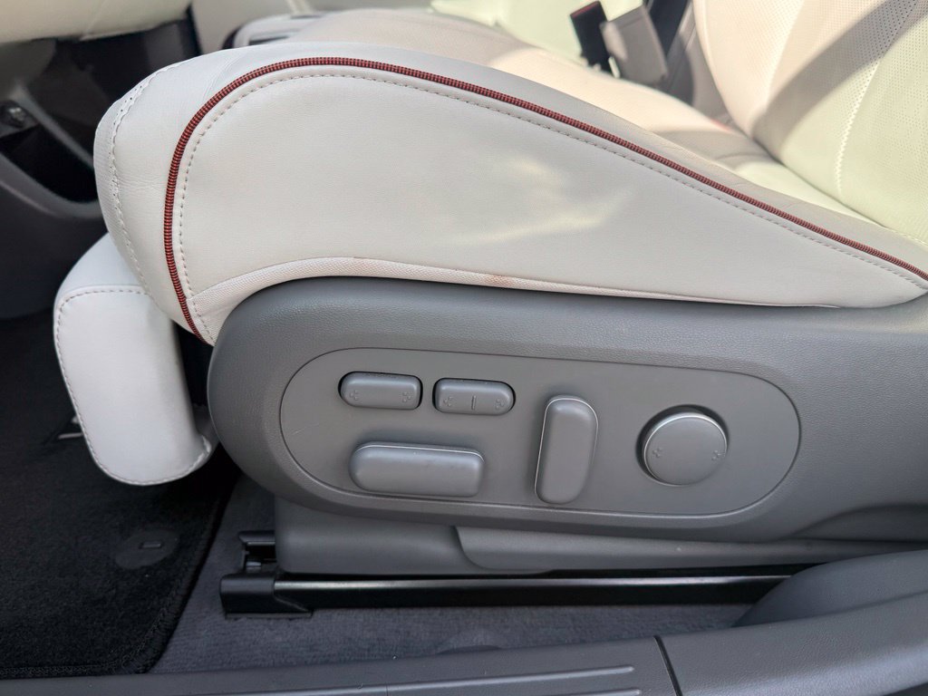 Certified 2023 Hyundai Ioniq 5 Limited AWD/4WD image 32