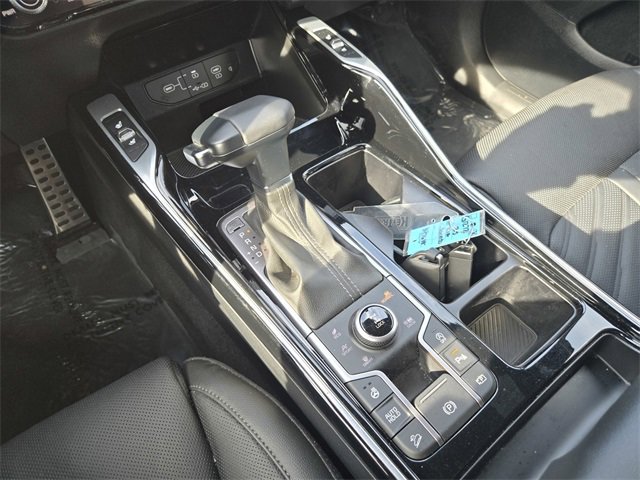 Used 2025 Kia Sorento SX Prestige image 17
