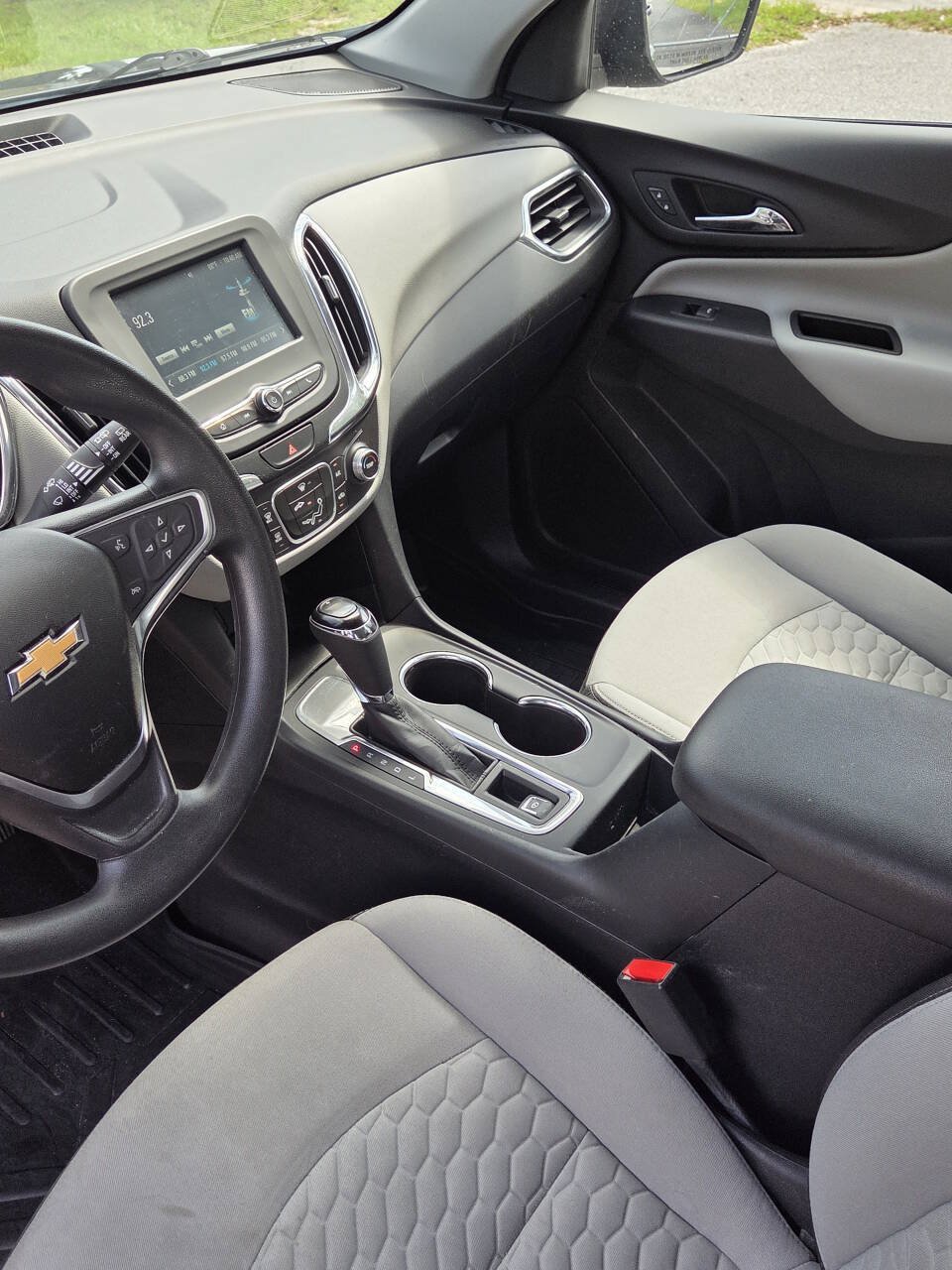 Used 2018 Chevrolet Equinox LS FWD image 7