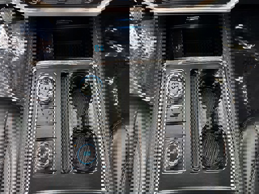 Used 2022 Ford Expedition XLT image 24