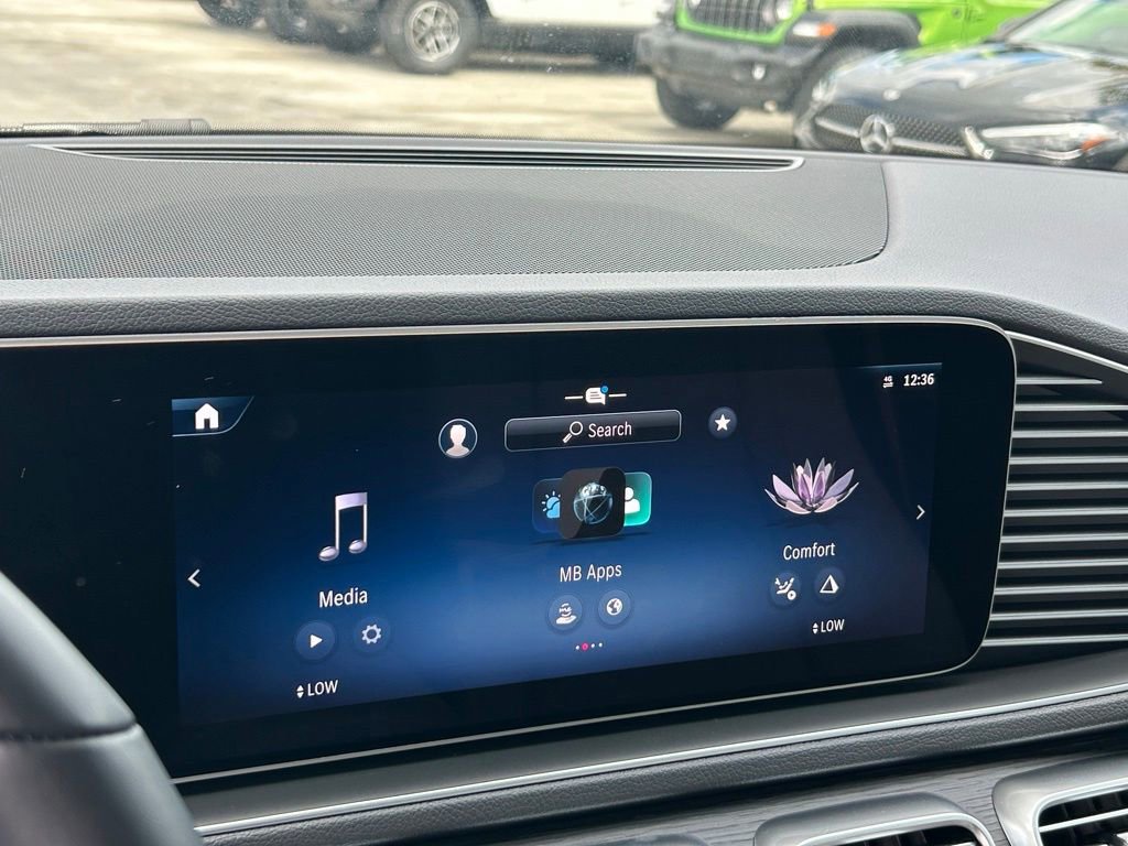 Used 2025 Mercedes-Benz GLE 450e 4MATIC image 45