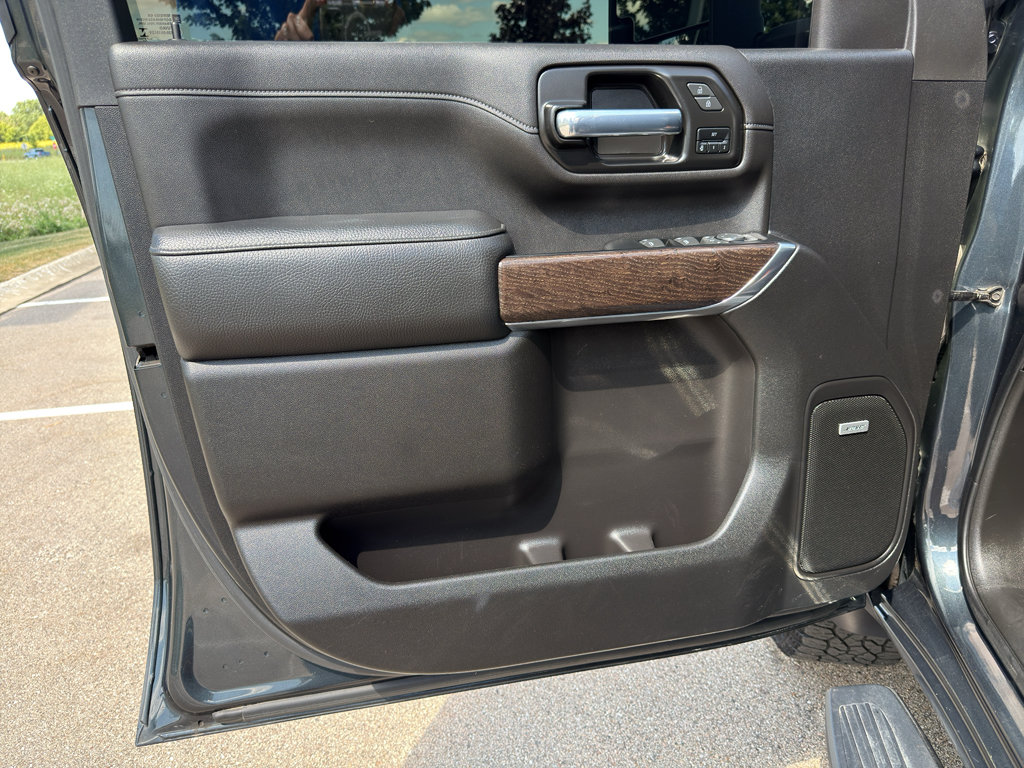 Used 2022 GMC Sierra 2500 Denali AWD/4WD image 13