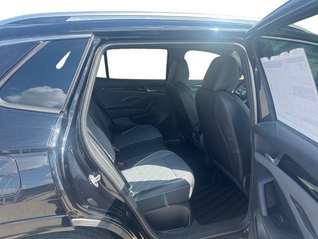 New 2026 Volkswagen Tiguan SEL R-Line AWD/4WD image 13