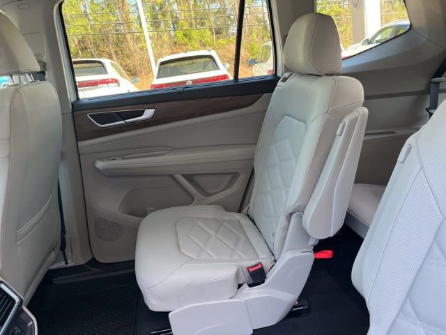 New 2026 Volkswagen Atlas SE image 14