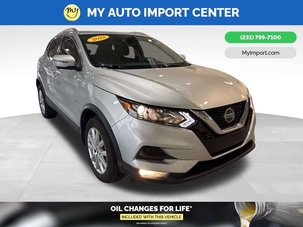 Used 2022 Nissan Rogue Sport SV w/ Technology Package image 1