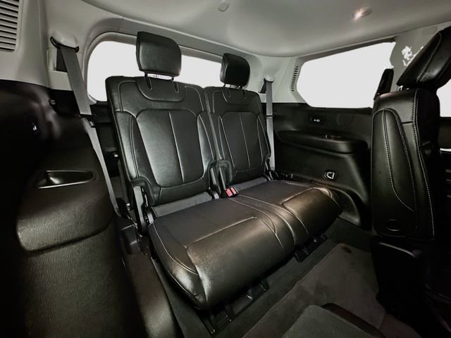 Used 2023 Jeep Grand Cherokee L Limited image 34