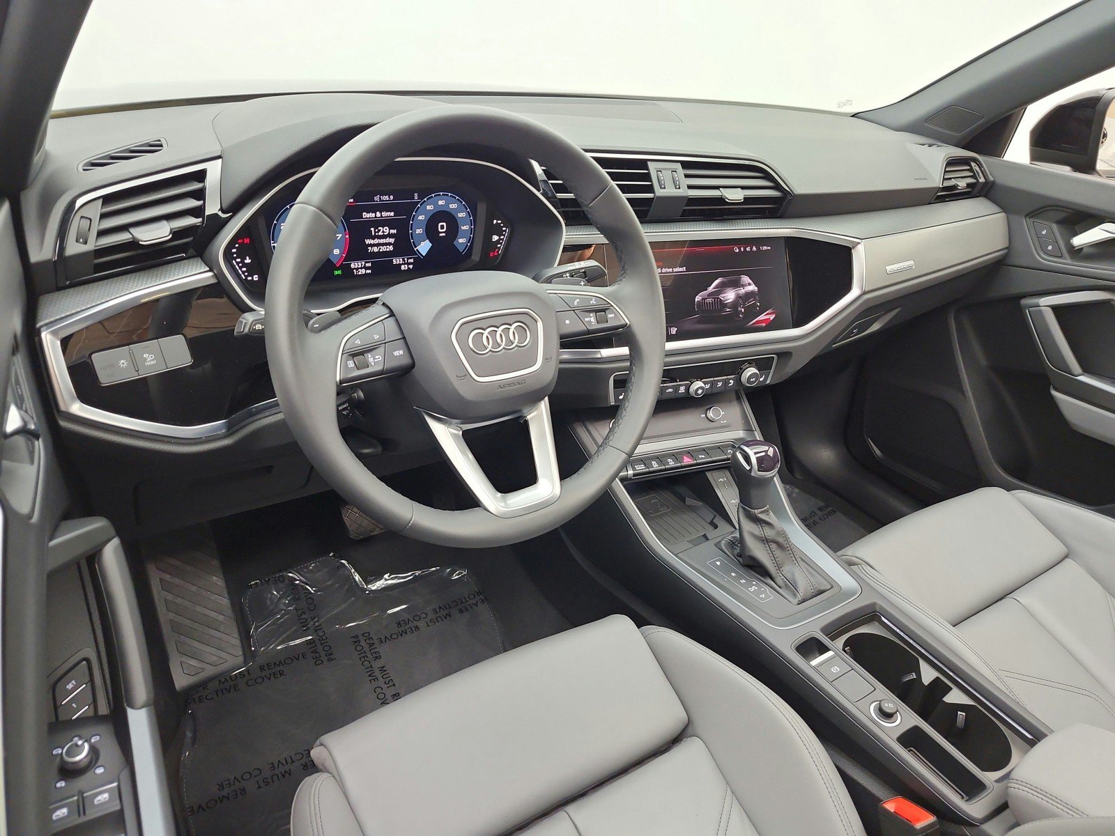 Used 2025 Audi Q3 2.0T Premium w/ Convenience Package AWD/4WD image 22