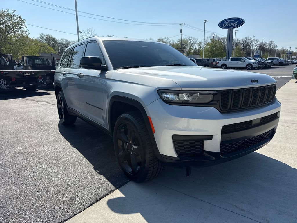Used 2021 Jeep Grand Cherokee L Laredo AWD/4WD image 4