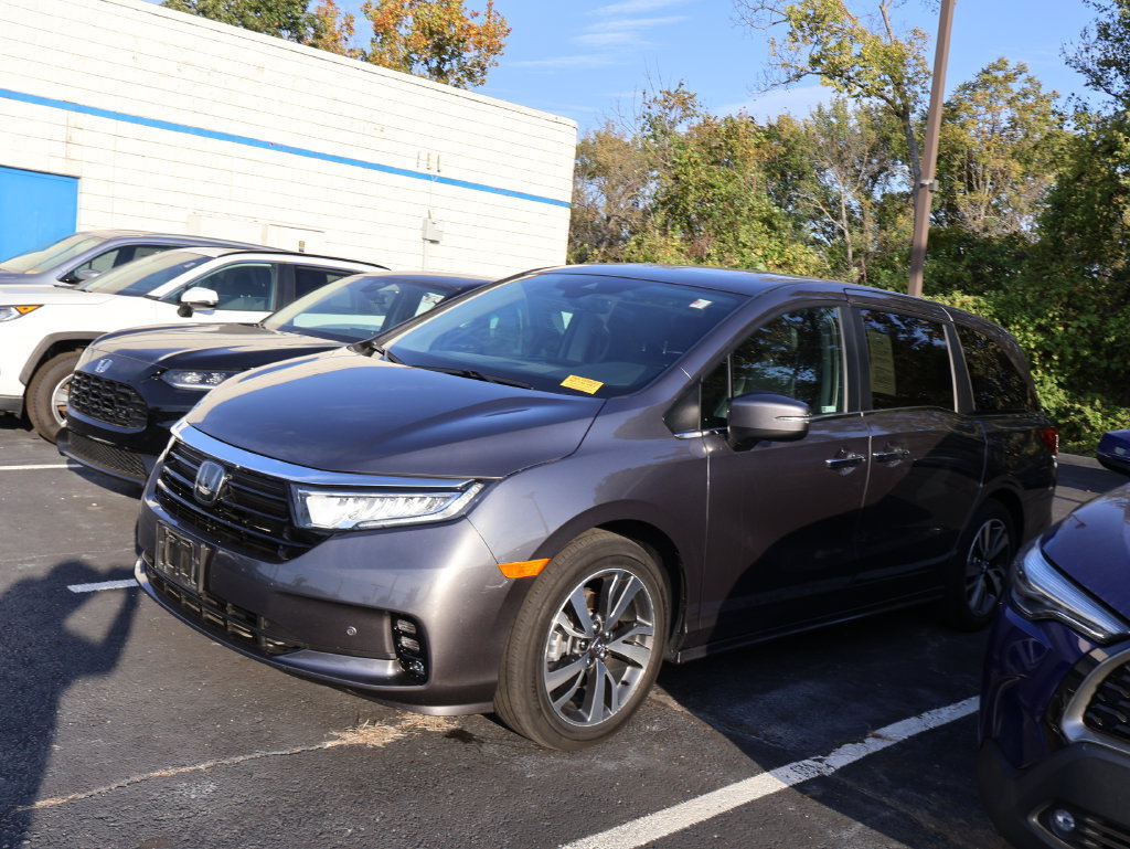 Used 2024 Honda Odyssey Touring image 4