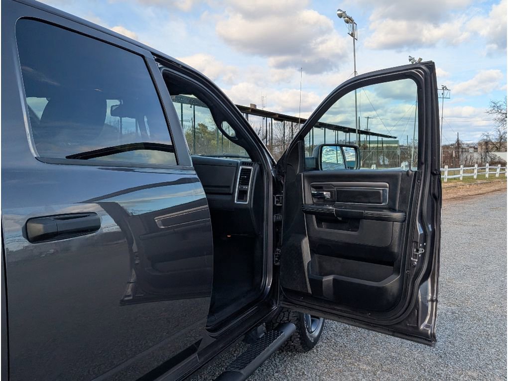 Used 2021 RAM 1500 Classic Warlock image 11