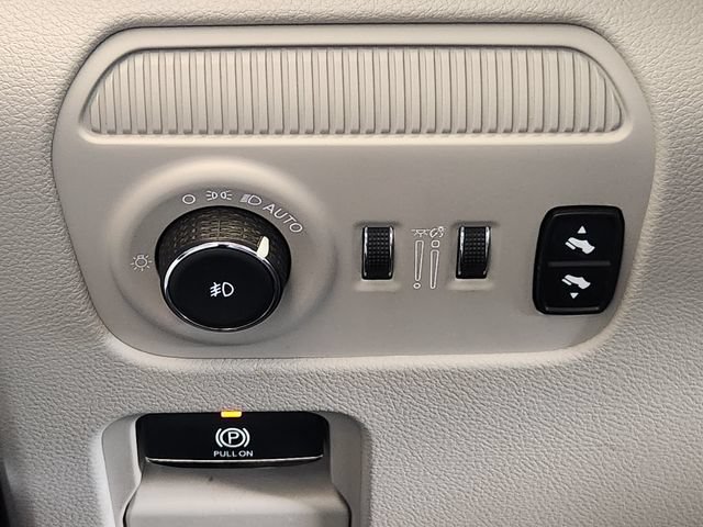 Certified 2024 Jeep Wagoneer Series II AWD/4WD image 20