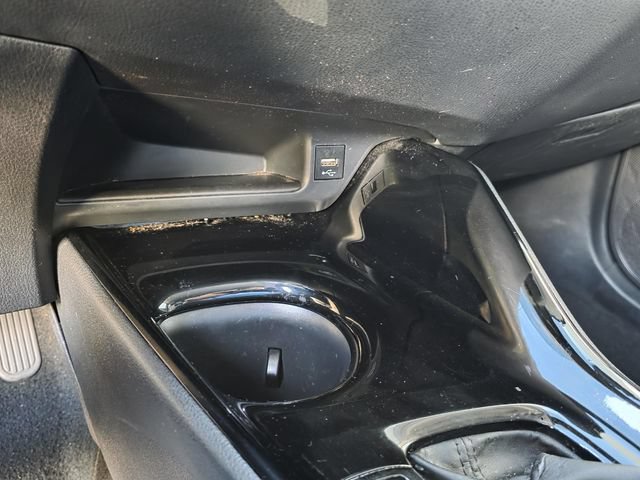 Used 2022 Toyota C-HR Limited FWD image 18