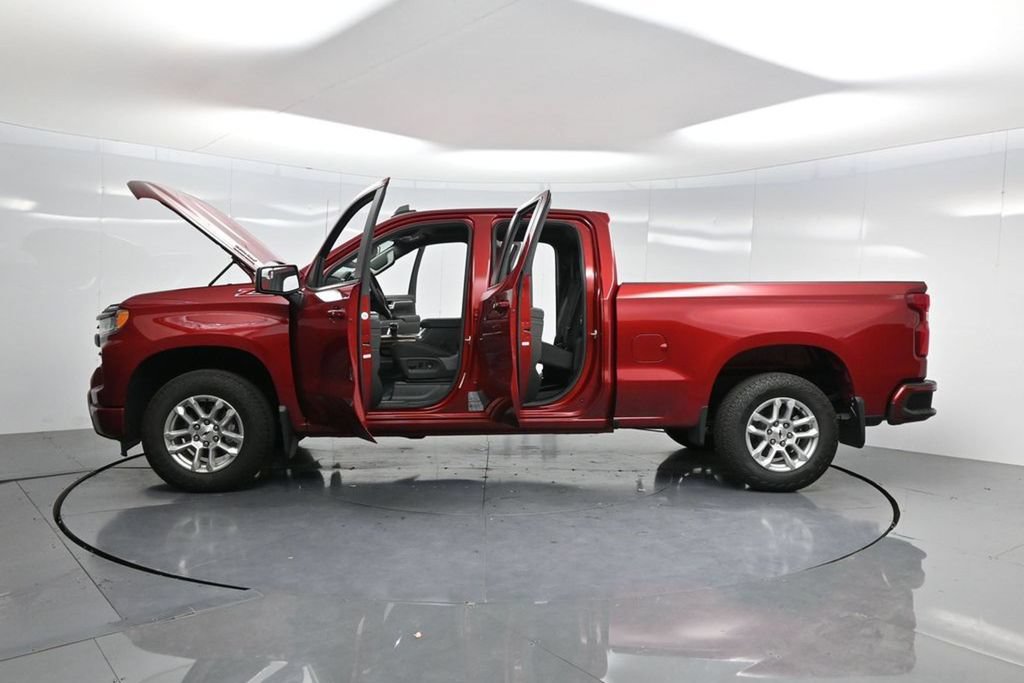 Used 2025 Chevrolet Silverado 1500 RST w/ Z71 Off-Road Package AWD/4WD image 57