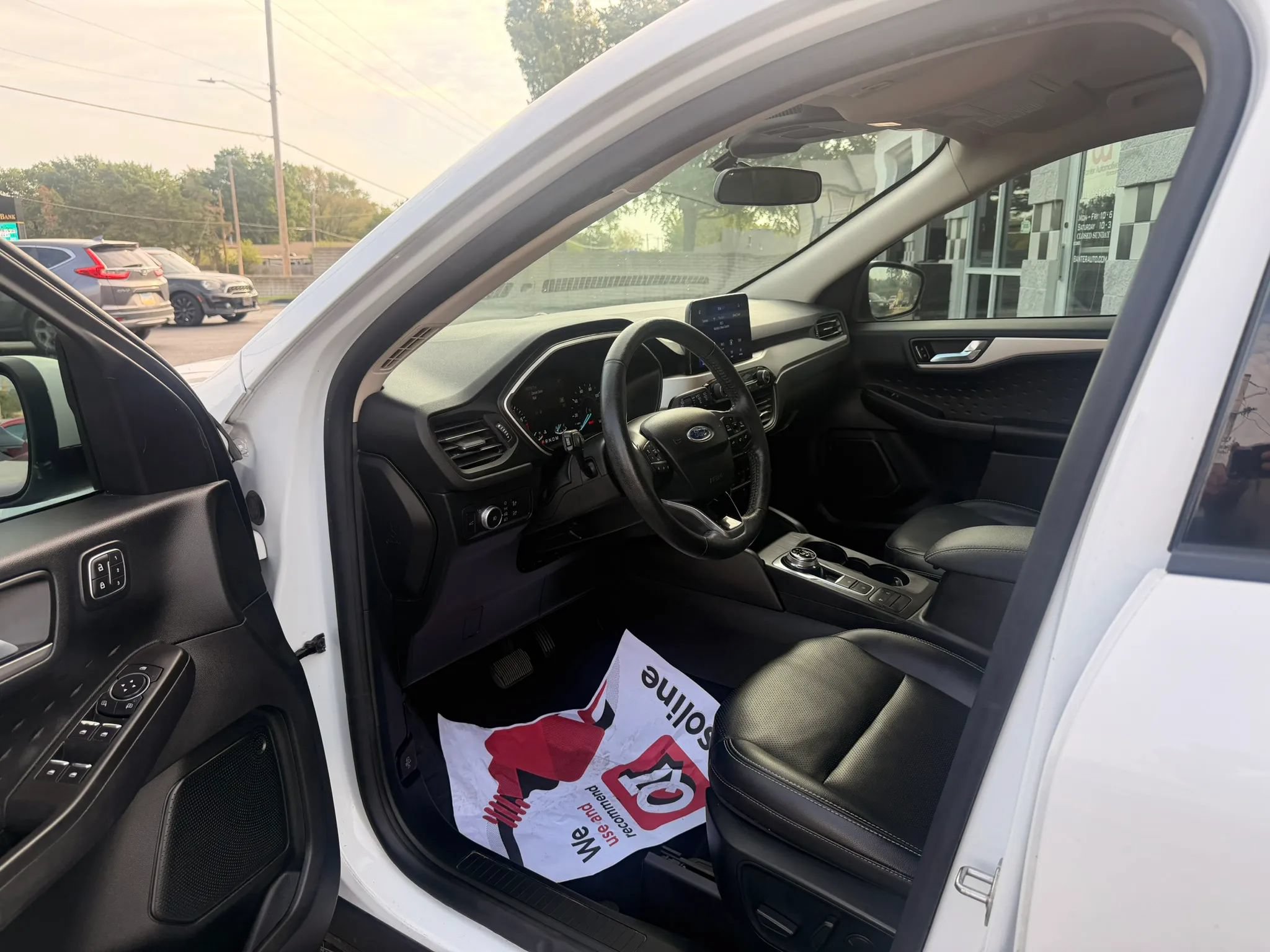 Used 2020 Ford Escape SEL AWD/4WD image 9