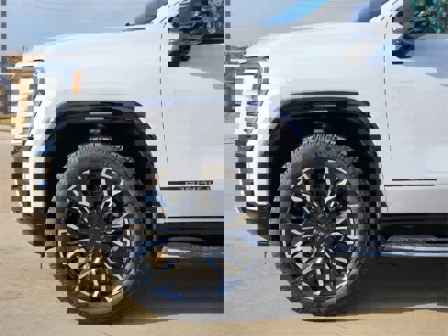 New 2025 GMC Sierra EV Denali image 8