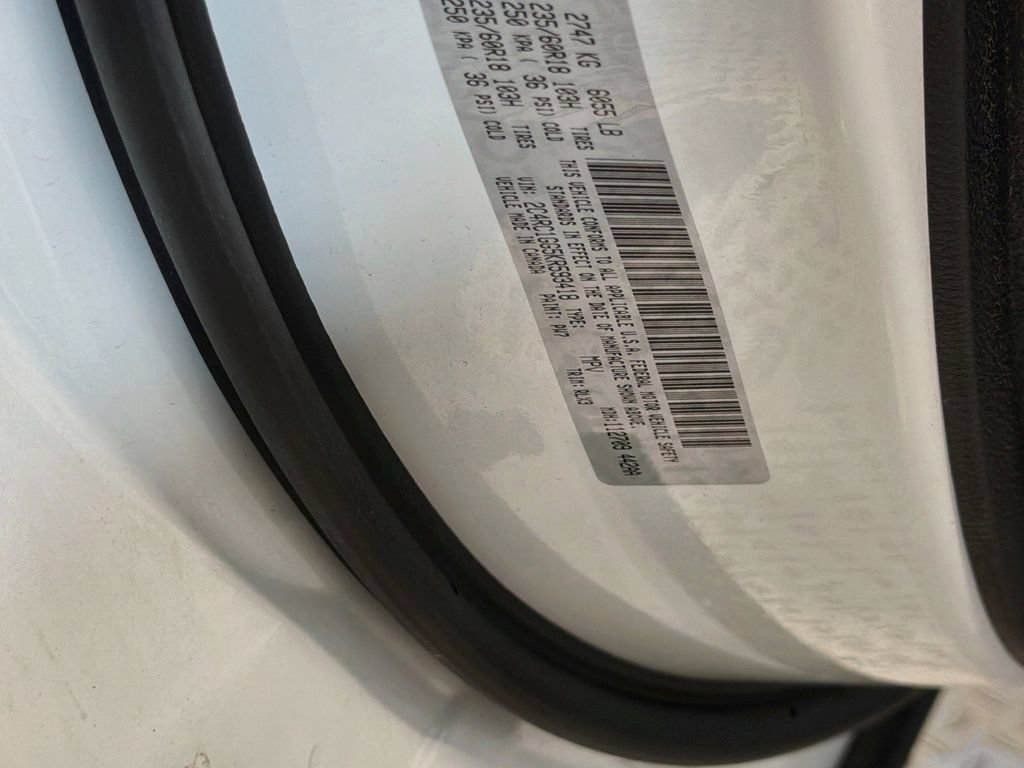 Used 2019 Chrysler Pacifica Limited w/ S Appearance Package FWD image 33