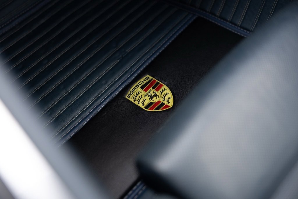 Used 2014 Porsche 911 Carrera 4 image 5