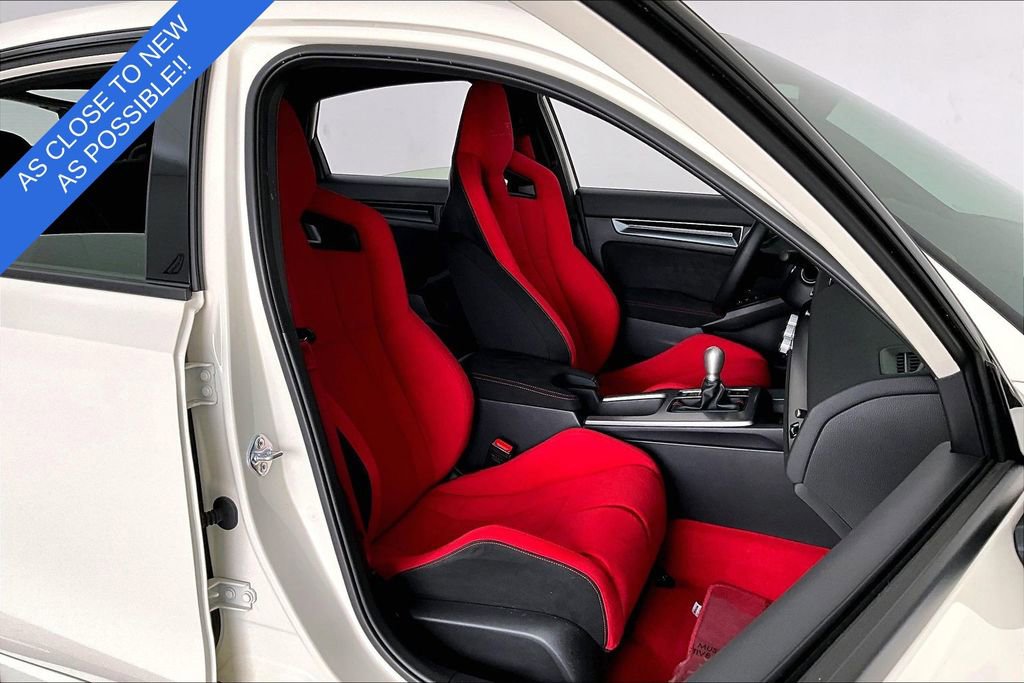 Used 2025 Honda Civic Type R image 11