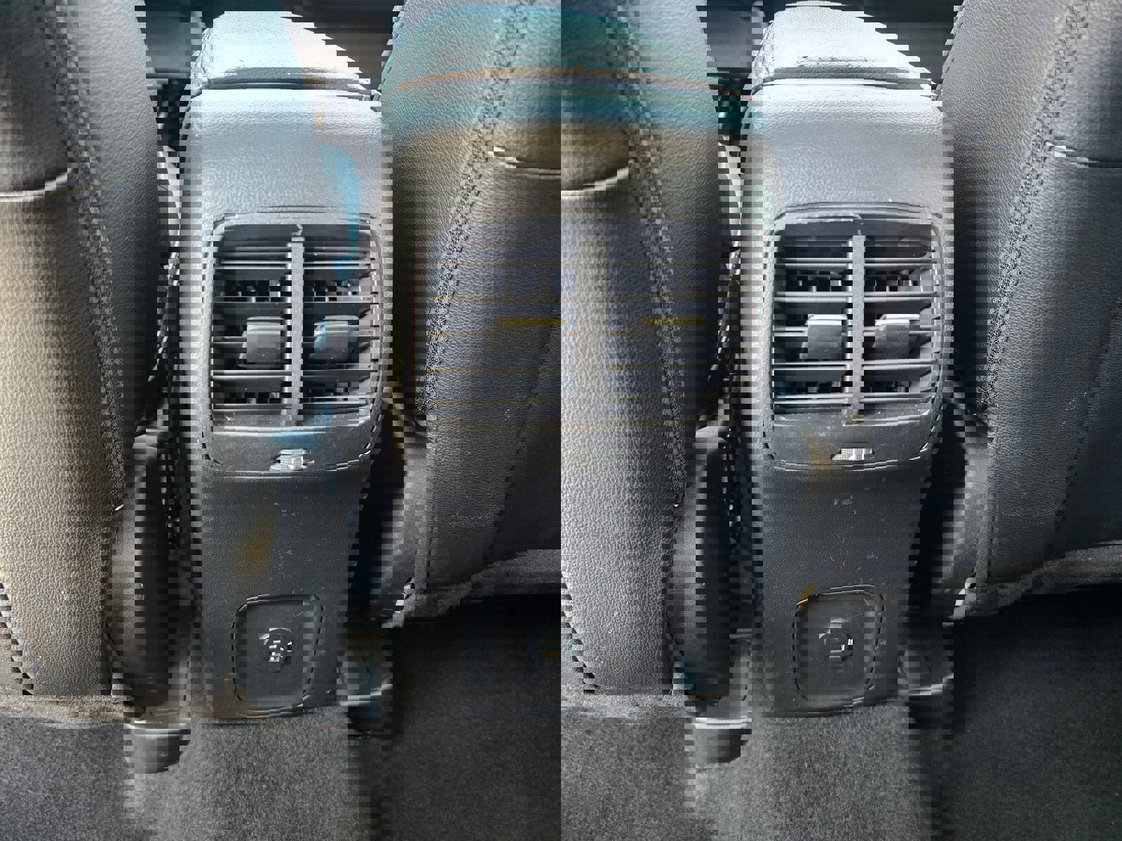 Used 2021 Ford Escape Titanium w/ Titanium Elite Package image 24