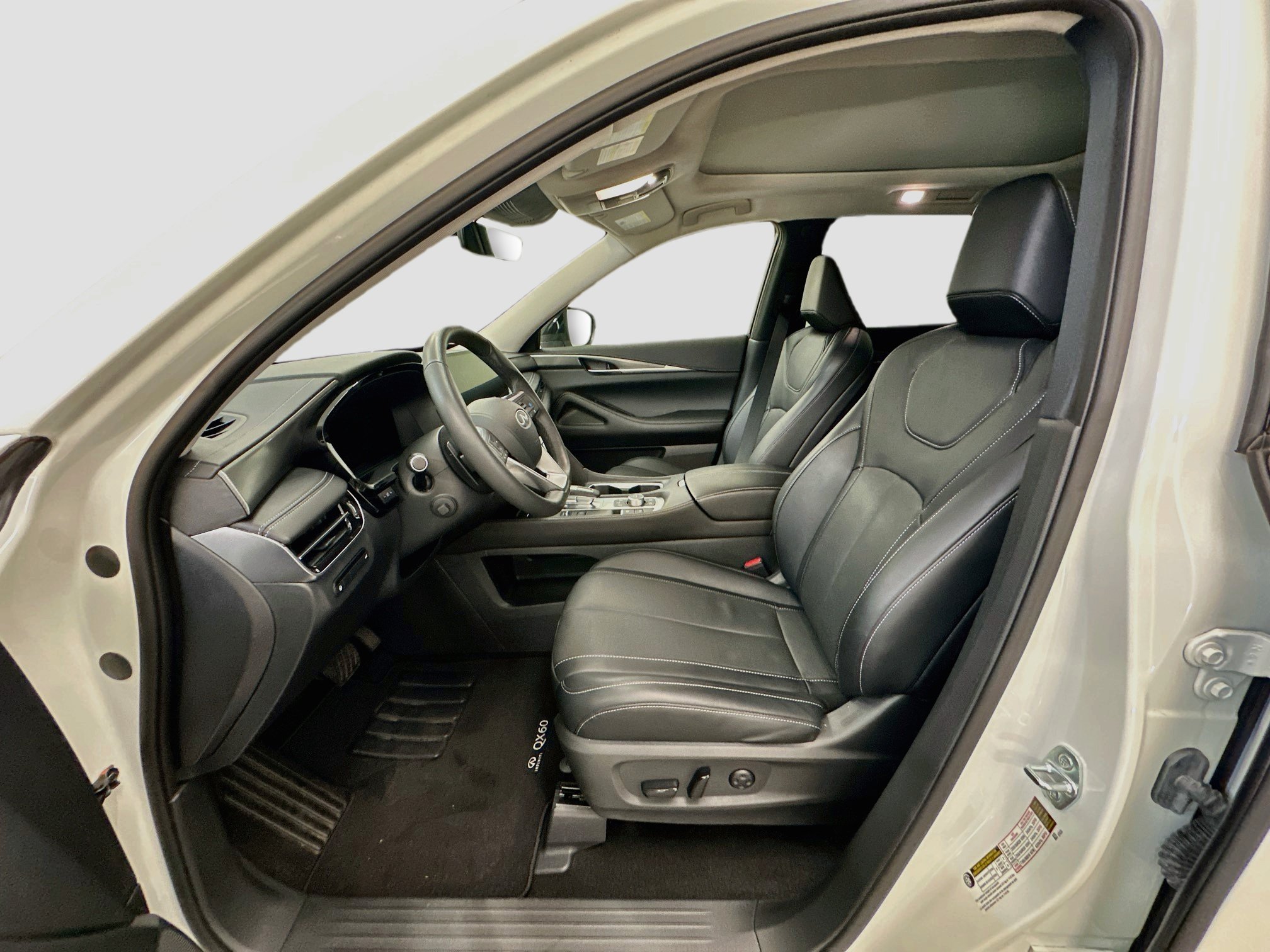 Used 2023 INFINITI QX60 Luxe AWD/4WD image 13