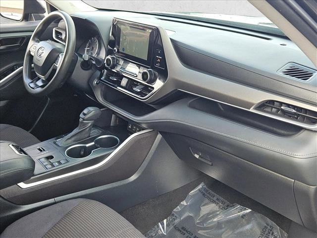 Used 2023 Toyota Highlander L image 22