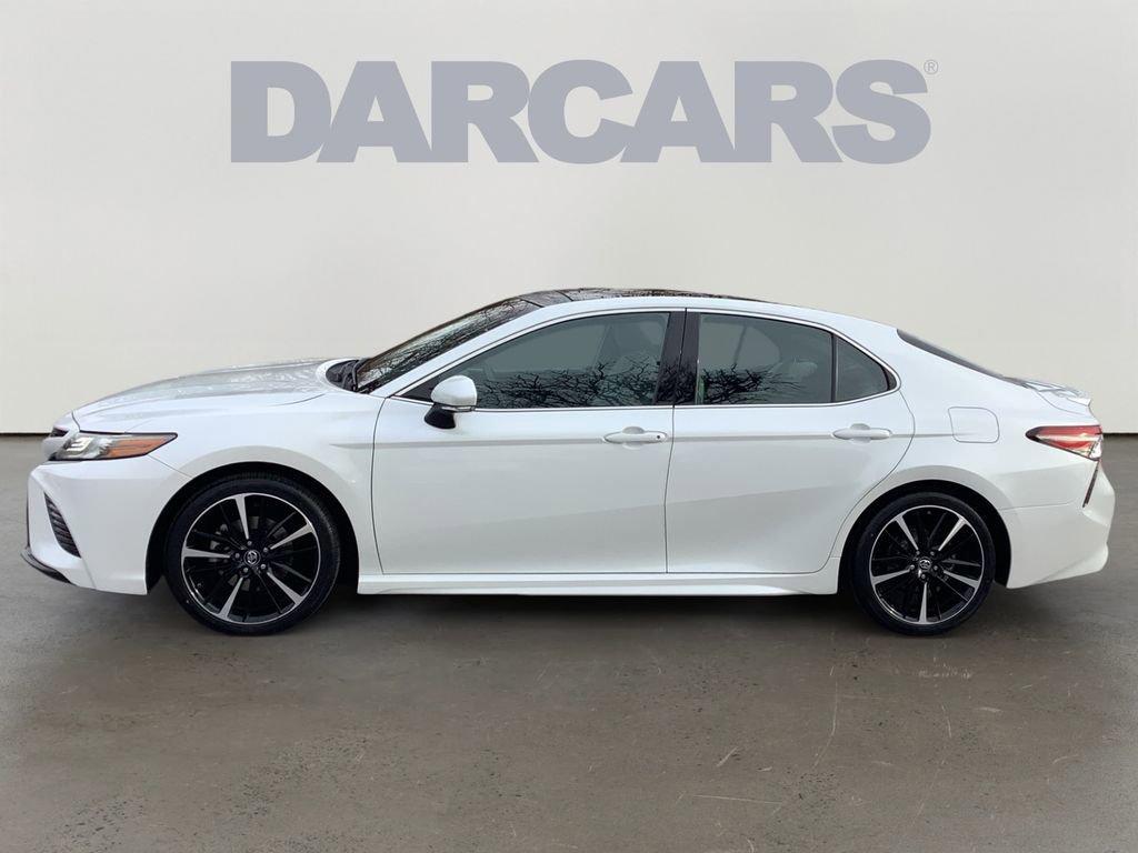 Used 2018 Toyota Camry XSE image 4