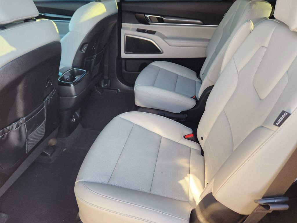 Used 2024 Kia Telluride S w/ S Sunroof Package image 13