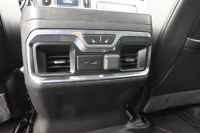 Used 2021 Chevrolet Silverado 1500 High Country w/ Technology Package RWD image 30