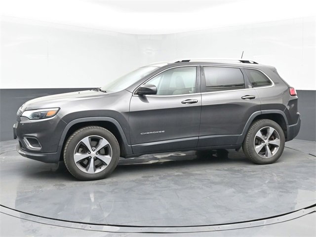 Used 2019 Jeep Cherokee Limited image 2