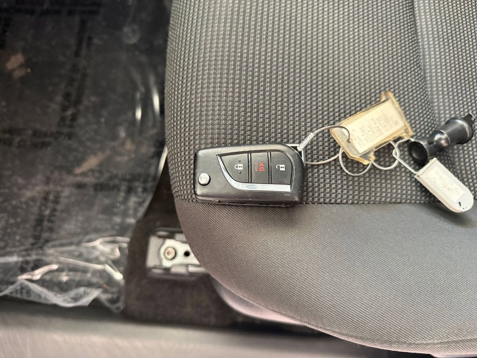 Used 2025 Toyota RAV4 LE image 30