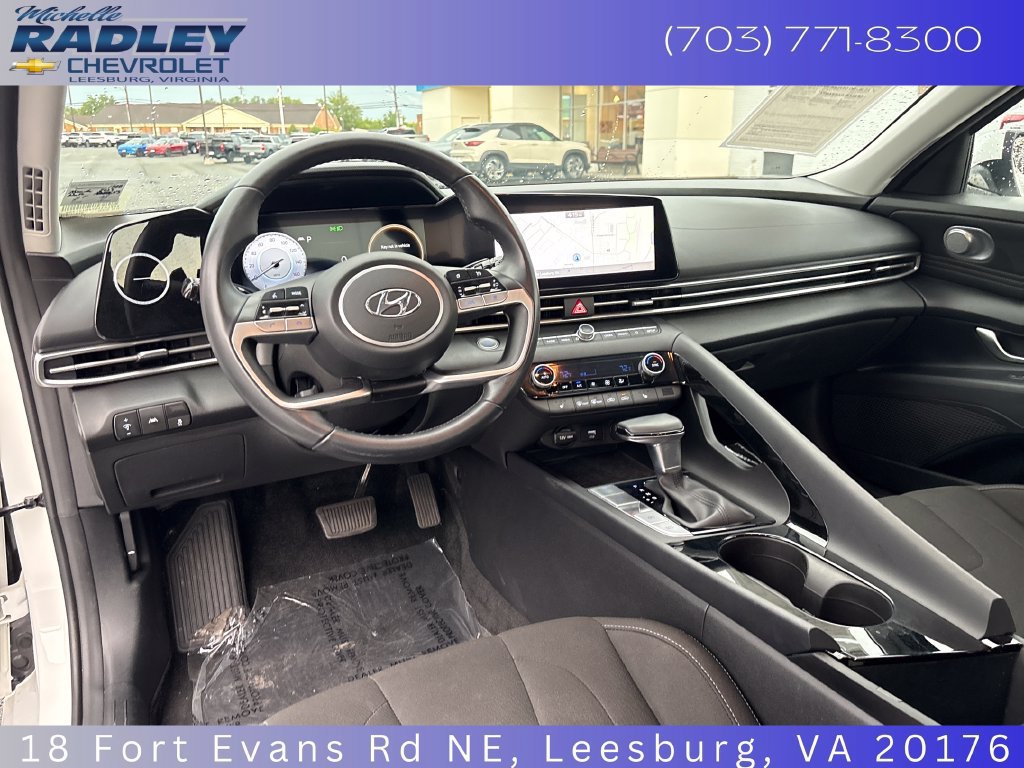Used 2023 Hyundai Elantra SEL w/ Convenience Package FWD image 14