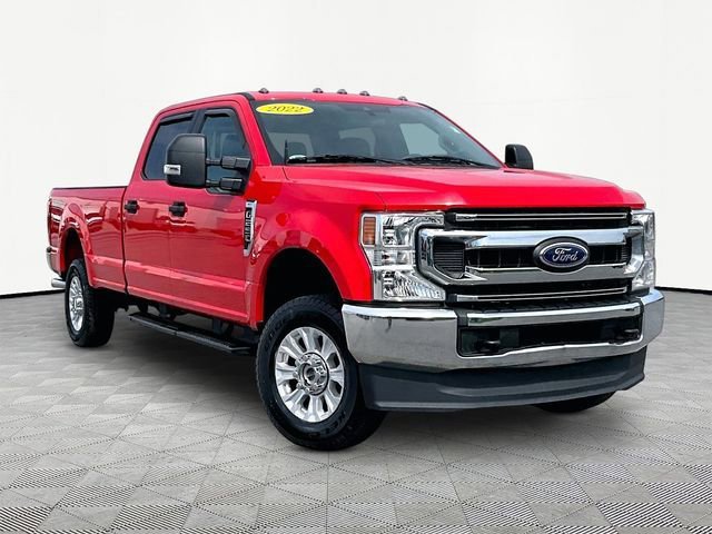 Used 2022 Ford F250 XLT w/ Snow Plow Prep Package AWD/4WD image 1
