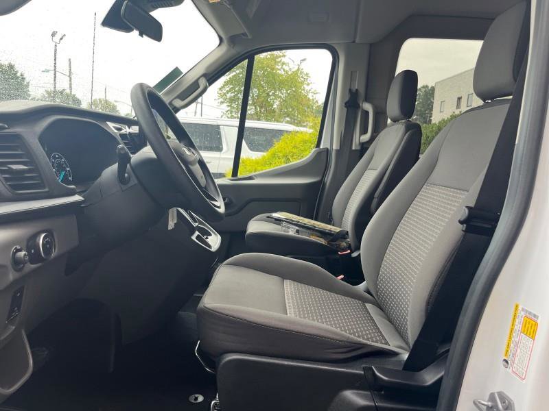 Used 2025 Ford Transit 350 XLT image 13