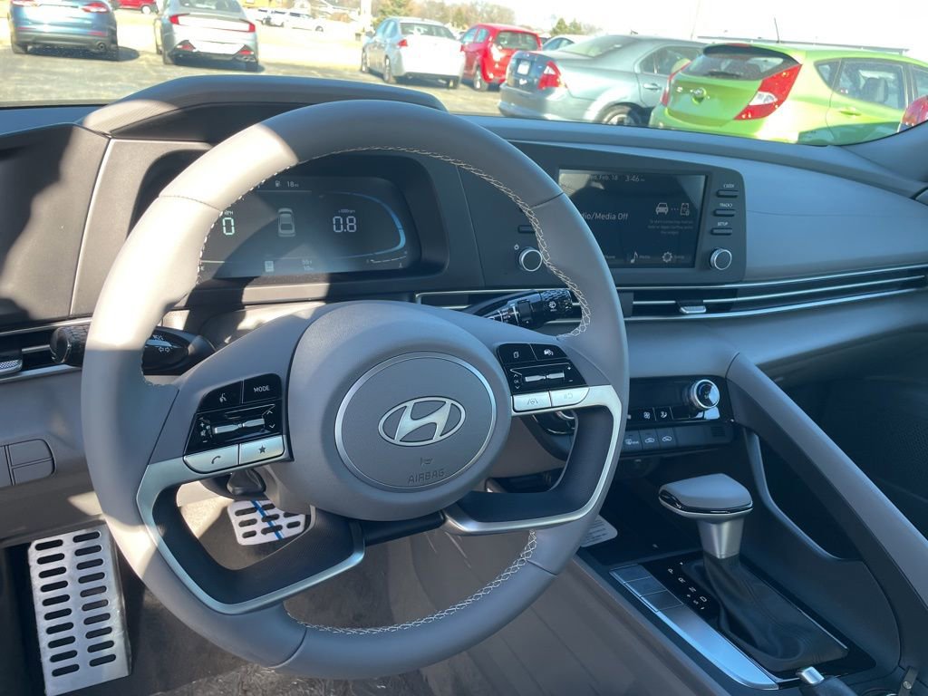 New 2026 Hyundai Elantra Sport image 14