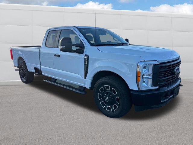 Used 2023 Ford F250 XL image 2