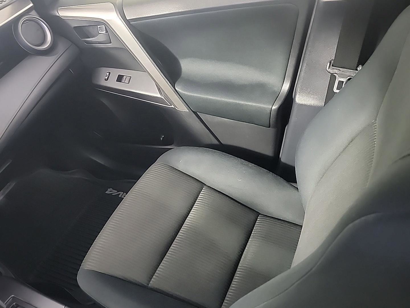 Used 2017 Toyota RAV4 LE w/ All Weather Liner Package image 21