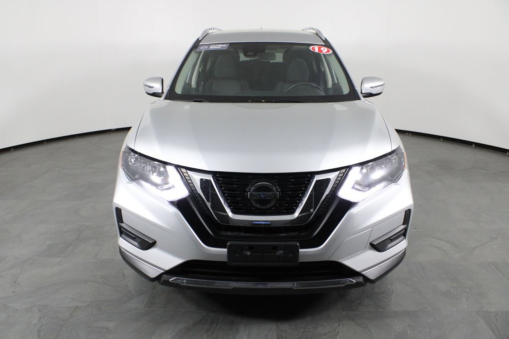 Used 2019 Nissan Rogue SV image 13