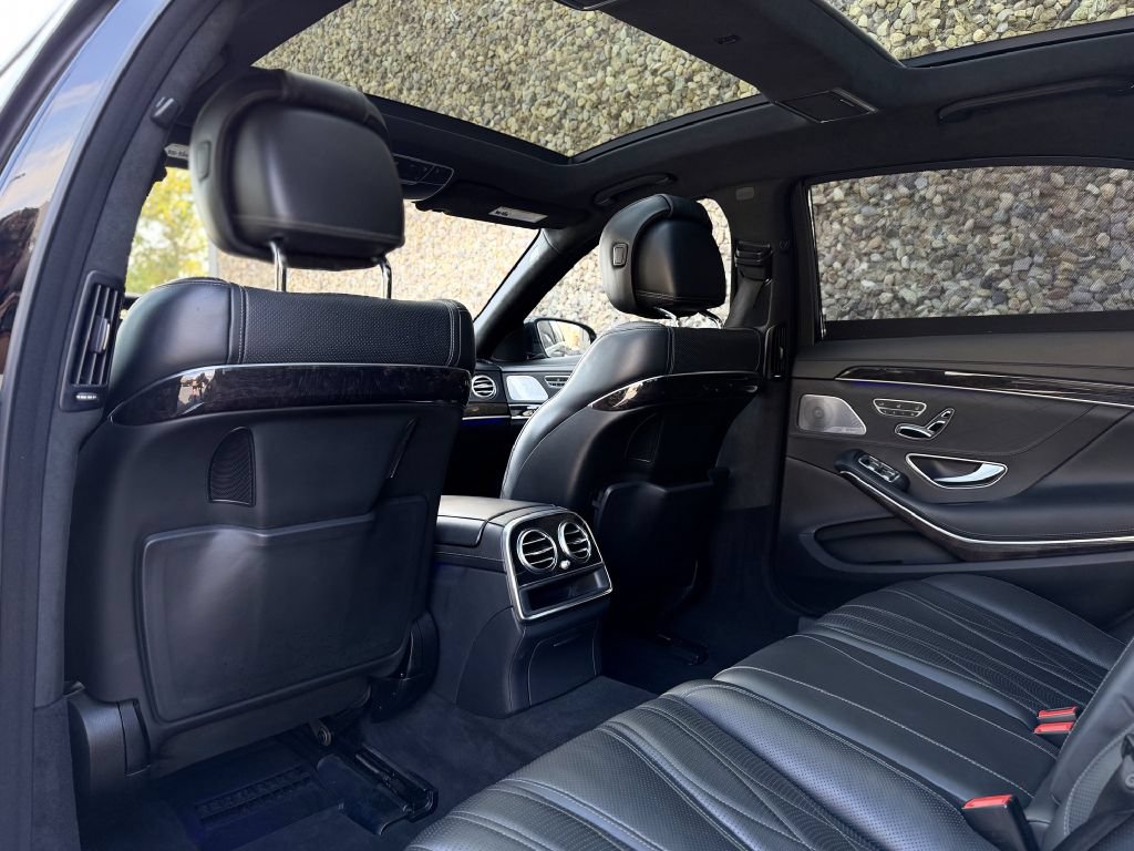 Used 2015 Mercedes-Benz S 63 AMG 4MATIC Sedan image 24