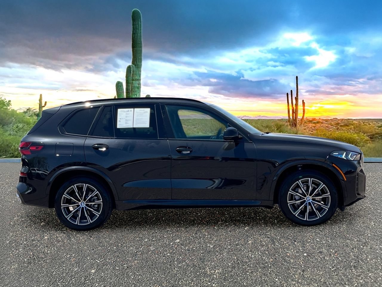 Used 2026 BMW X5 sDrive40i w/ M Sport Package RWD image 6