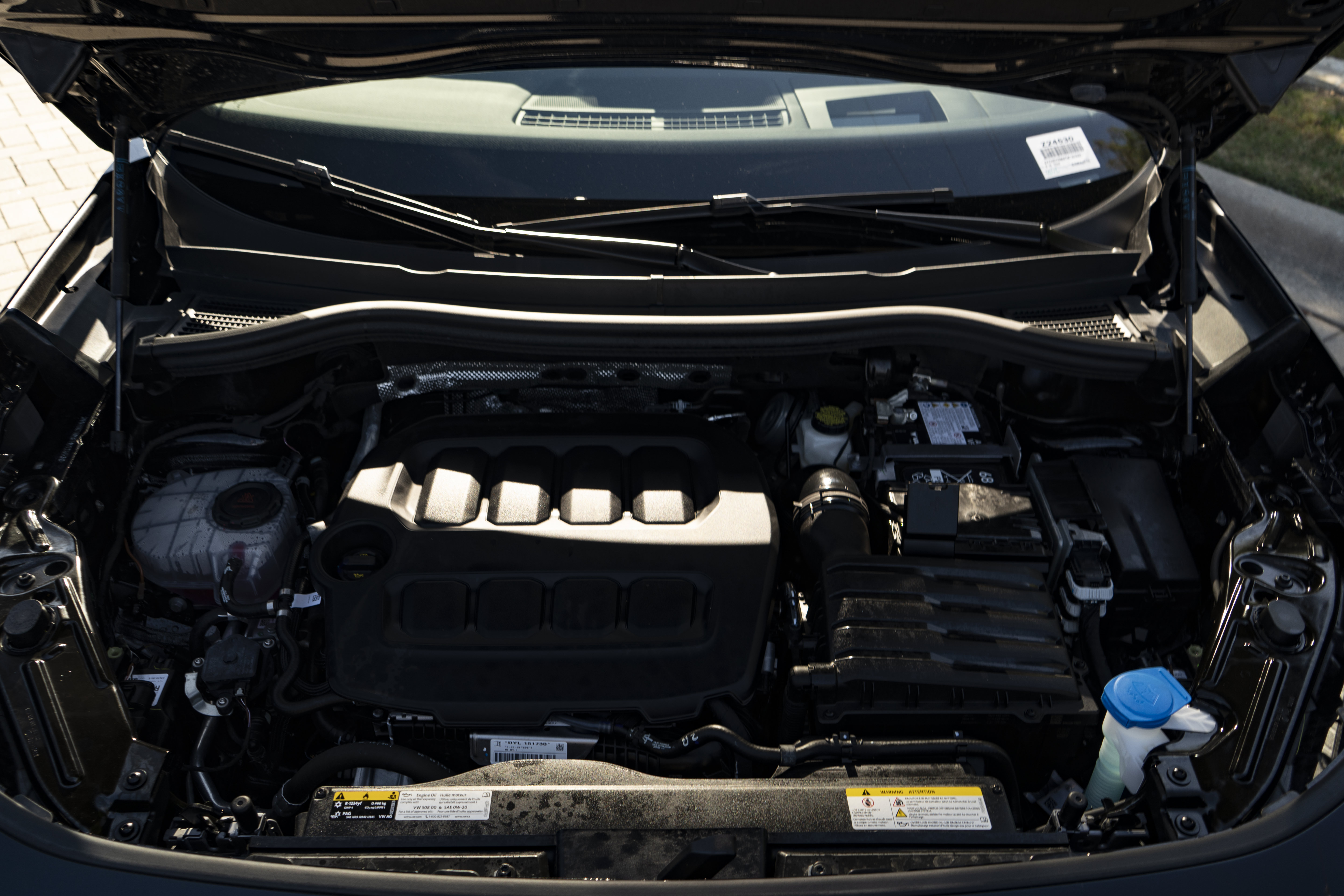 Certified 2026 Volkswagen Tiguan SE R-Line FWD image 39