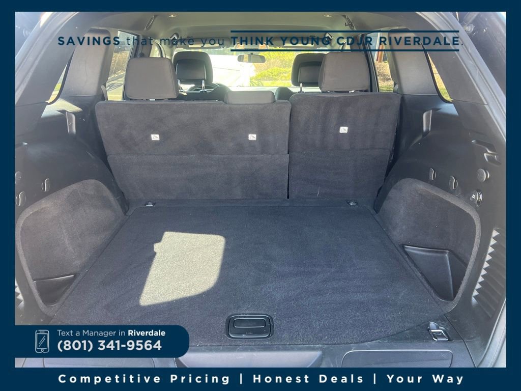 Used 2019 Jeep Grand Cherokee Laredo image 22