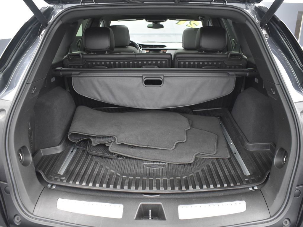 Used 2021 Cadillac XT5 Premium Luxury image 10