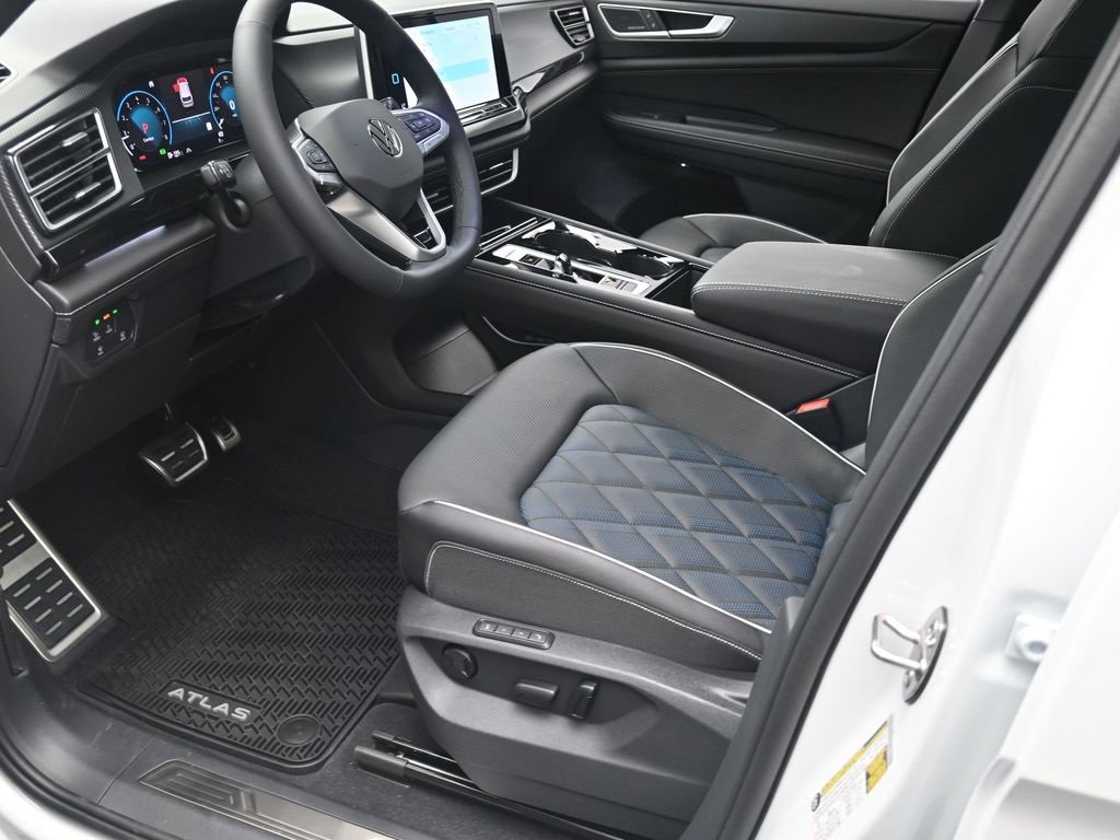 New 2025 Volkswagen Atlas Cross Sport SEL Premium R-Line image 17