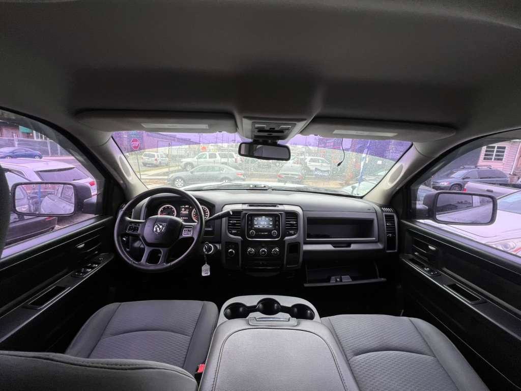 Used 2014 RAM 1500 Express w/ Ram Charger Package image 29